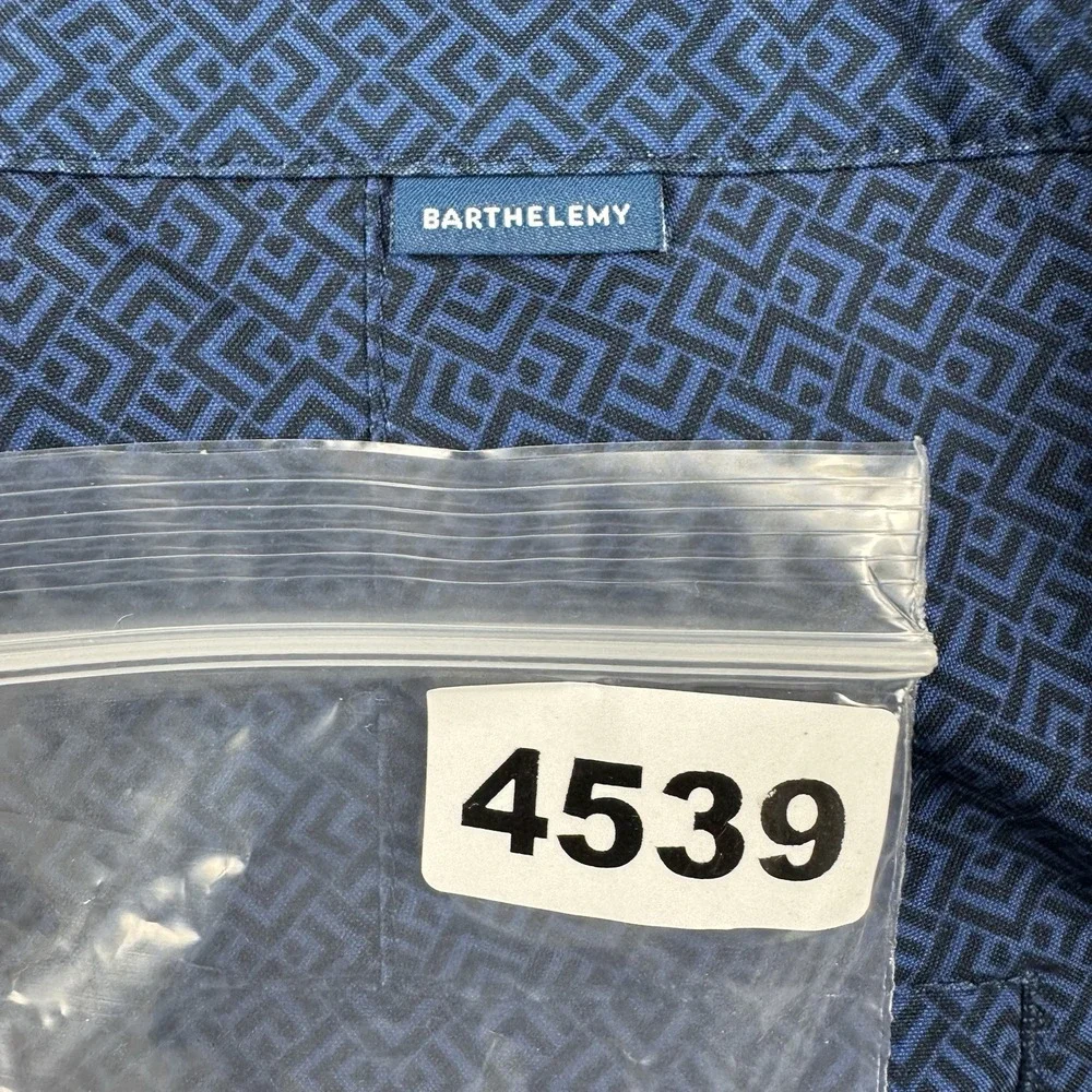 Barthelemy Blue Geometric Mesh Lined Men’s Swimtrunks Size 40 Excellent